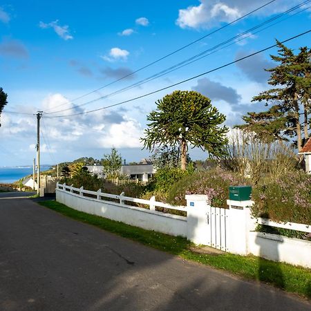 La Maison Aux Volets Bleus A 300M De La Plage Locquirec Exterior foto